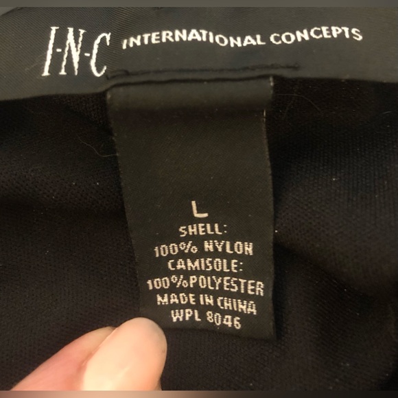 INC V-Neck Camisole Shell Womens L Deep Black Adjustable Spaghetti Strap Large - Picture 2 of 2